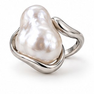 Tris Triangle Ring