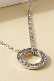 Layered Circle Pendant Chain Necklace